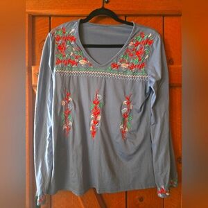 💖 Boho Floral Embroidered Blouse Women’s Size L Blue & Red Flowers Soft 💖